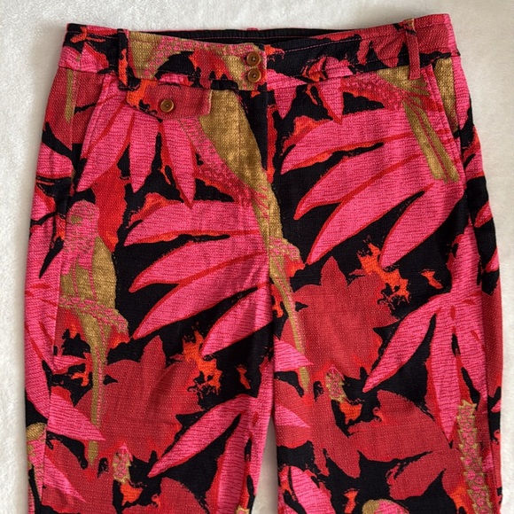 J. Crew | High-waisted Kickout Crop Pant in Palm-Print Grasscloth Pink/Black 12 - Picture 2 of 12